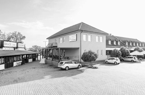 Land-Plan Hotel & Restaurant Töltéstava Land-Plan Hotel & Restaurant Töltéstava