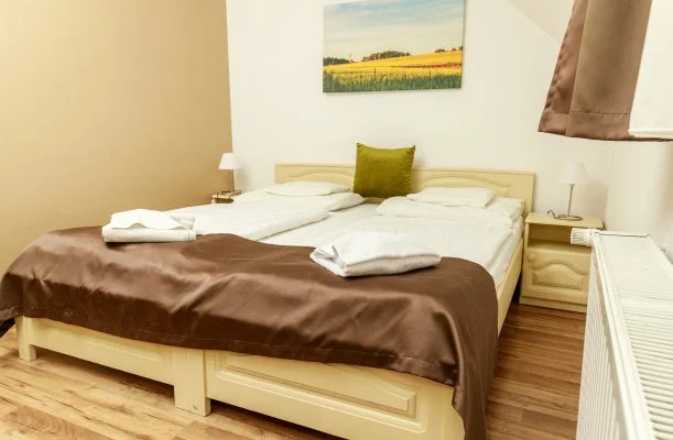 Land-Plan Hotel & Restaurant Töltéstava Land-Plan Hotel & Restaurant Töltéstava