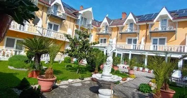 Okt�ber 23. (min. 2 �j)