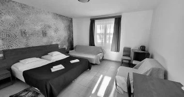 H�sv�t (min. 3 �j)