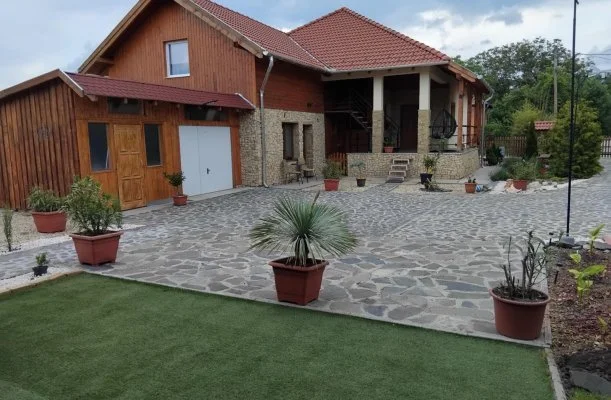 Lilla Apartmanházak Szilvásvárad Lilla Apartmanházak Szilvásvárad