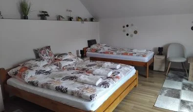 Lilla Apartmanh�zak Szilv�sv�rad