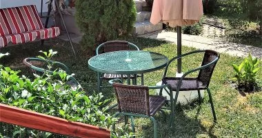 M�jus 1. (min. 2 �j)