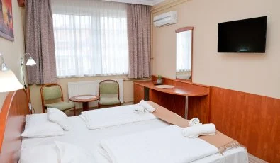 Major Panzi� & �tterem Hajd�szoboszl�