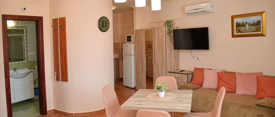 Major Panzi� & �tterem Hajd�szoboszl�