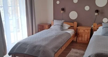 Kt nnep kztt (min. 2 j)