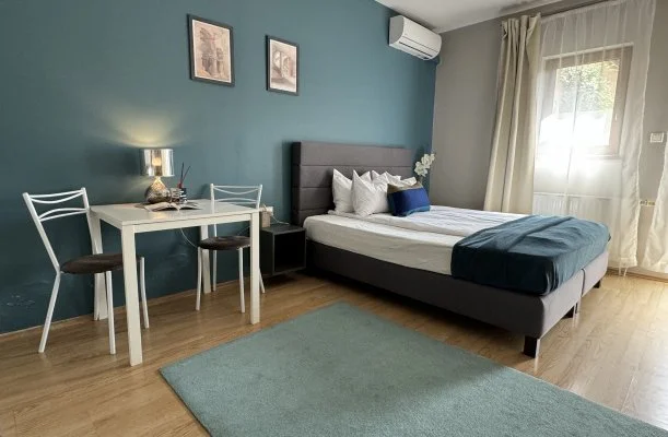 Margar�ta Garden Eger