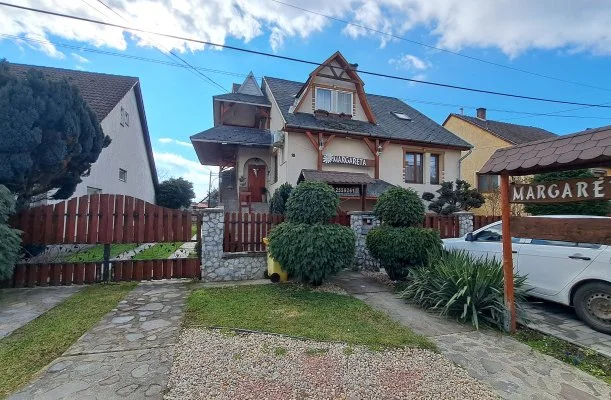 Margar�ta Panzi� S�rospatak