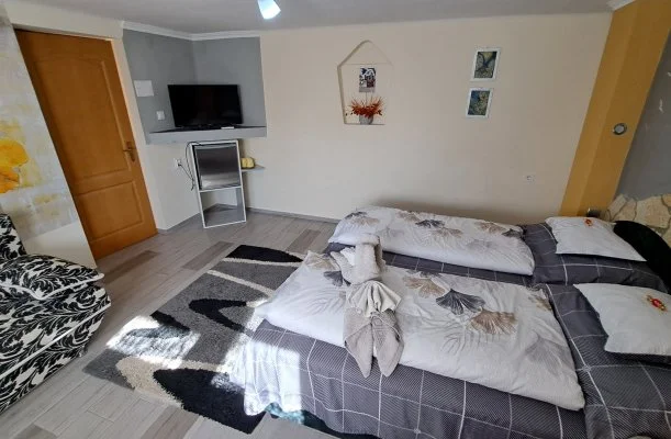 Margar�ta Panzi� S�rospatak