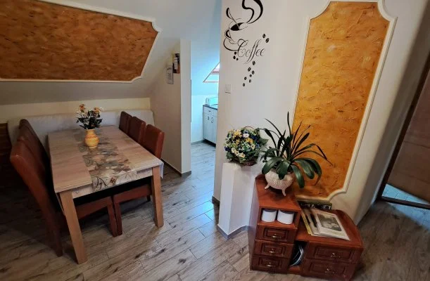 Margar�ta Panzi� S�rospatak