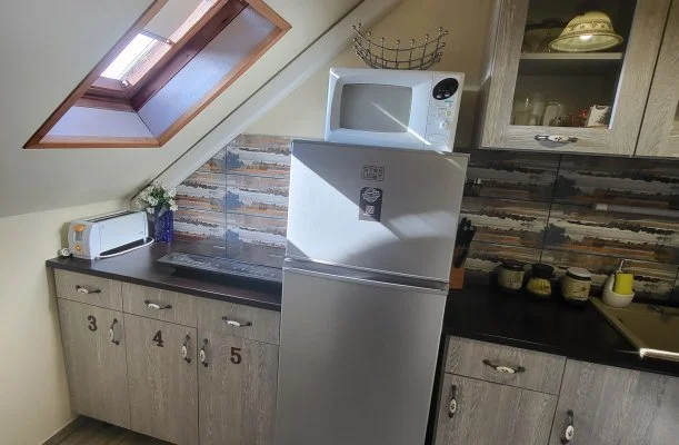 Margar�ta Panzi� S�rospatak