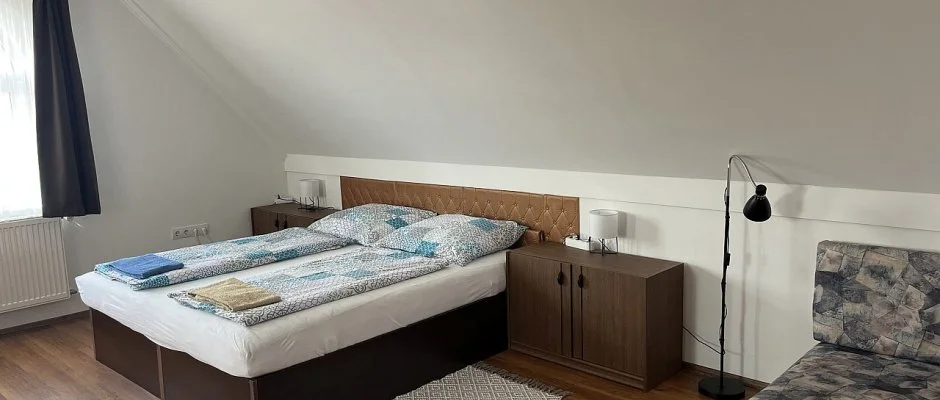 M�rk�i Vend�gh�z - kapu a Bakonyra M�rk�