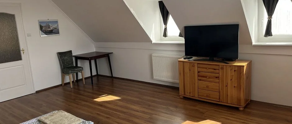 M�rk�i Vend�gh�z - kapu a Bakonyra M�rk�