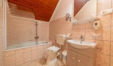 Márvány Panzió Hajdúszoboszló