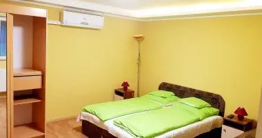 Augusztus 20. (min. 4 éj)