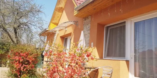 Mary Apartman Hajd�szoboszl�