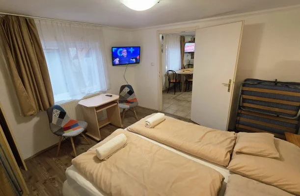 Mary Apartman Hajd�szoboszl�
