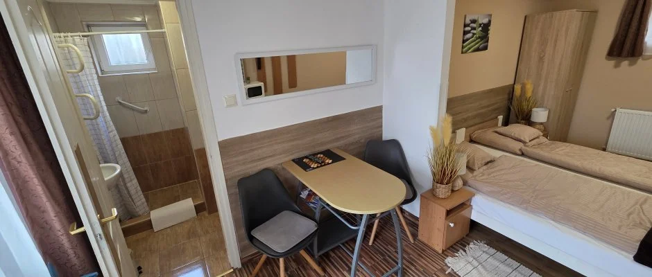 Mary Apartman Hajd�szoboszl�
