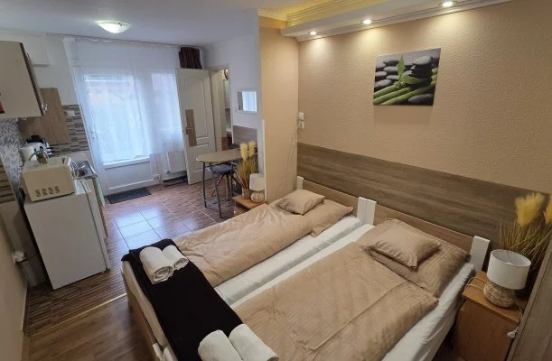 Mary Apartman Hajd�szoboszl�