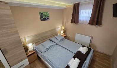 Mary Apartman Hajd�szoboszl�