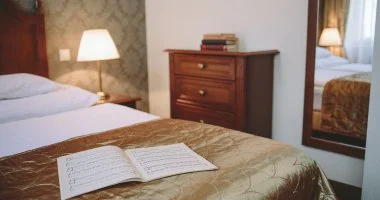 Két ünnep között