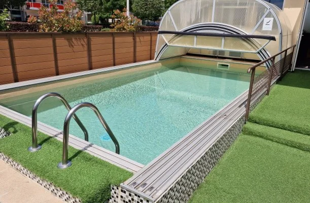 Napsug�r Apartmanh�z Si�fok