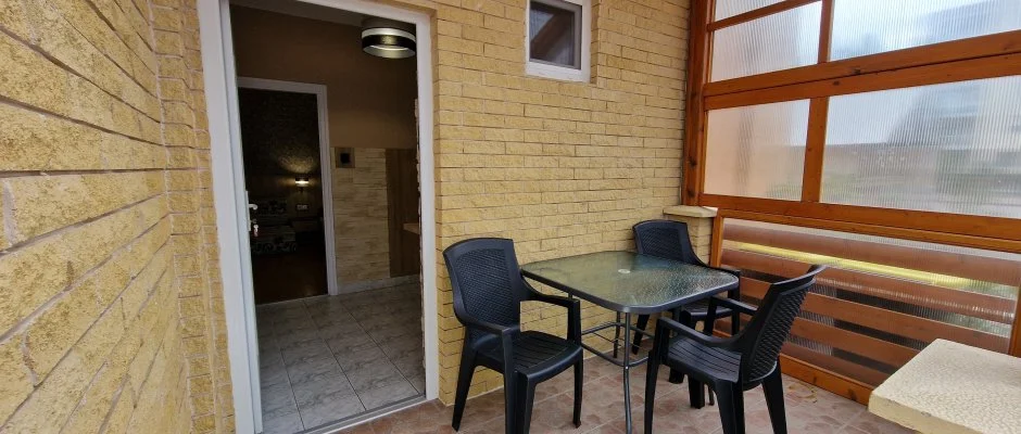 Napsug�r Apartmanh�z Si�fok