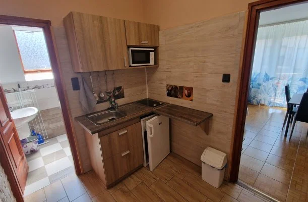 Napsug�r Apartmanh�z Si�fok