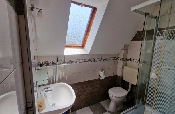 Napsug�r Apartmanh�z Si�fok