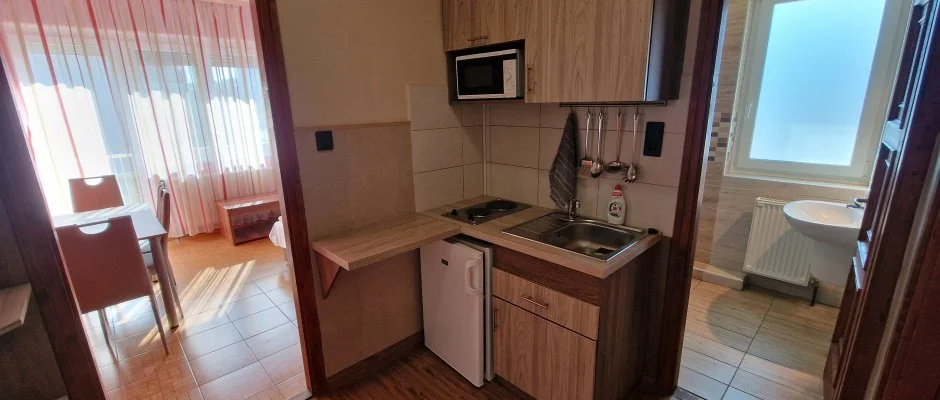 Napsug�r Apartmanh�z Si�fok