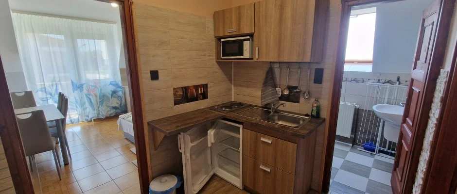 Napsug�r Apartmanh�z Si�fok