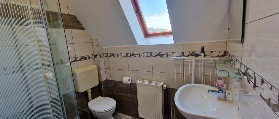 Napsug�r Apartmanh�z Si�fok