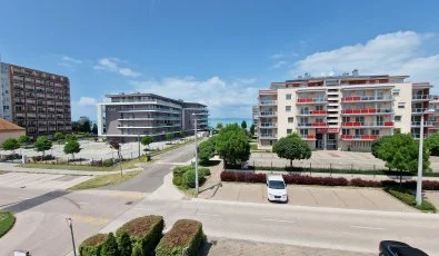 Napsug�r Apartmanh�z Si�fok