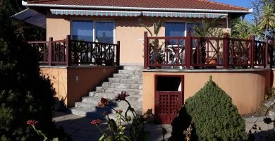 Augusztus 20. (min. 2 �j)