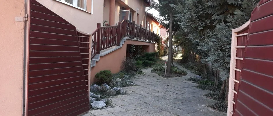 Napsugr Kenzy Lux Apartman Vendghzak Hajdszoboszl
