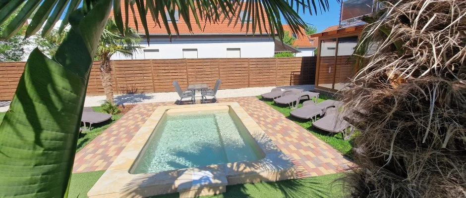 Napsug�r Villa A Si�fok