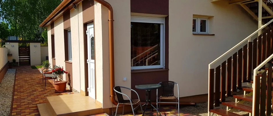 Napsug�r Villa A Si�fok