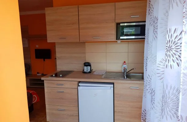 Napsug�r Villa A Si�fok