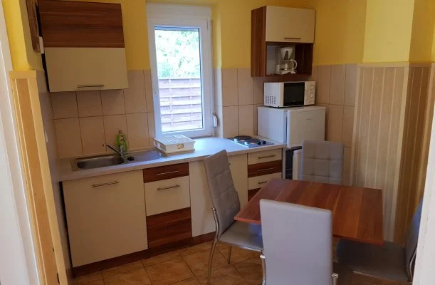 Napsug�r Villa A Si�fok