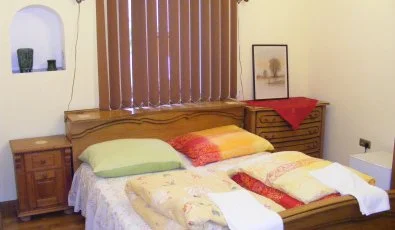 Ngy Glya Apartman Sarud