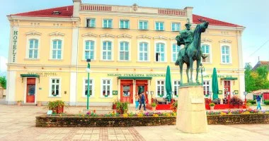 Tavaszi �res� (min. 2 �j)