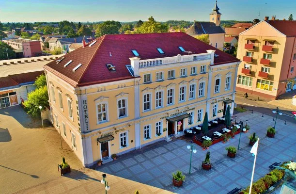 Nelson Hotel Hajdúszoboszló Nelson Hotel Hajdúszoboszló