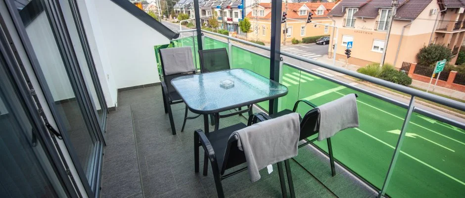 Nmeth Apartmanok Srvr