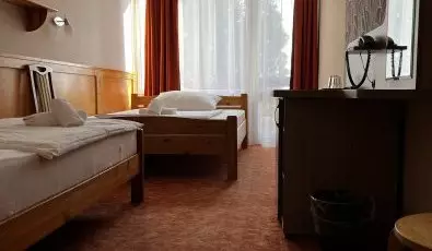 Nereus Park Hotel Balatonalm�di