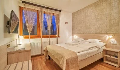 O�zis Apartmanok M�rahalom