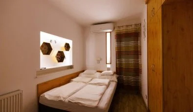 O�zis Apartmanok M�rahalom