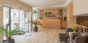 Oázis Hotel - Két ünnep között
