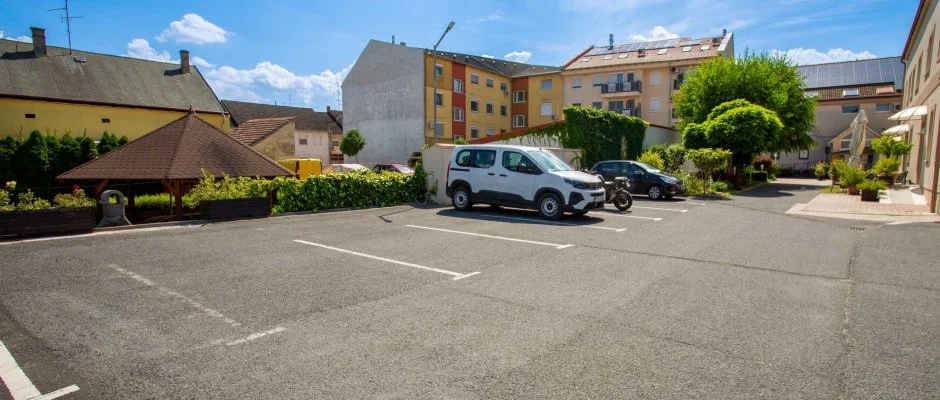 O�zis Hotel Nagykanizsa