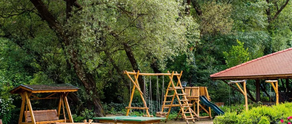 ko-Park Panzi Szarvask