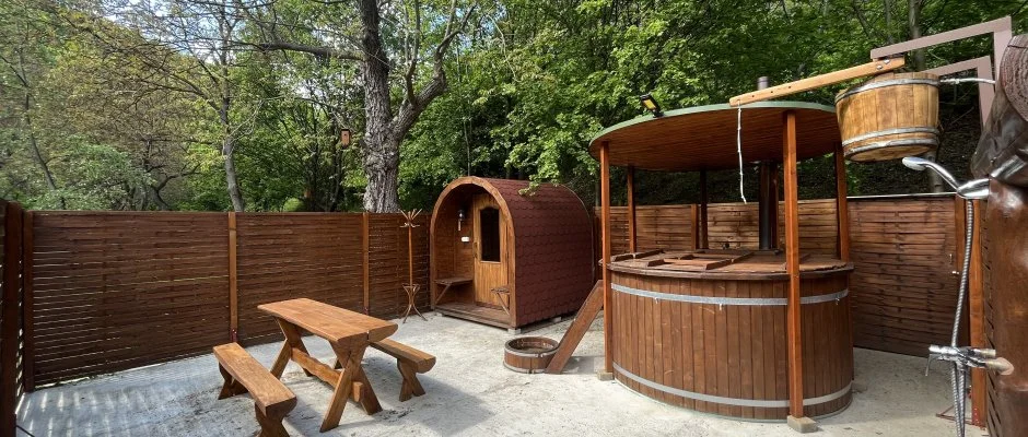 ko-Park Panzi Szarvask